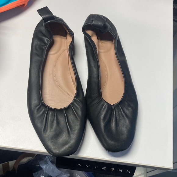 Cole Haan size 9 genuine leather black ballet flats - Picture 5 of 6